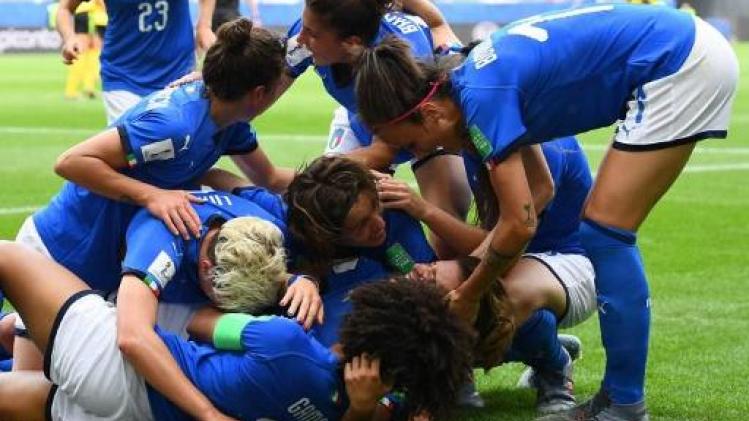 WK vrouwenvoetbal - Engeland en Italië plaatsen zich voor achtste finales