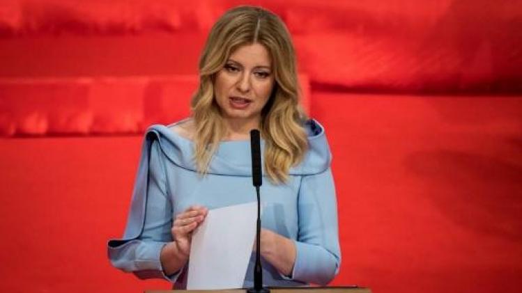 Slovaakse vrouwelijke president Zuzana Caputova legt eed af