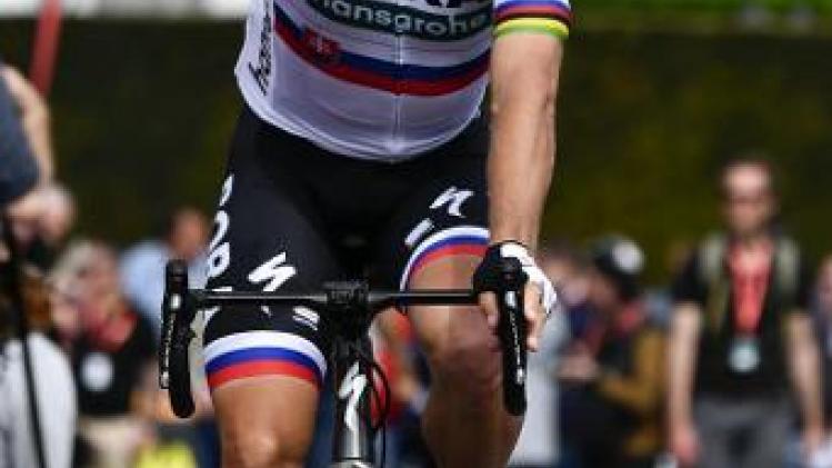Sagan sprint bergop naar zege in Ronde van Zwitserland en is leider