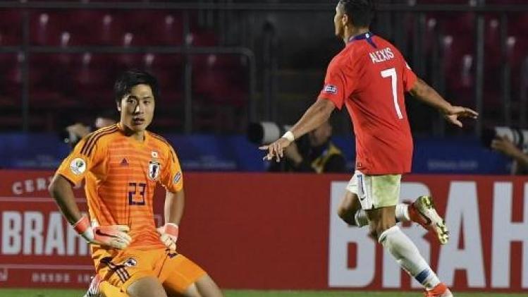 Titelverdediger Chili begint met vlotte zege tegen Japan in Copa America