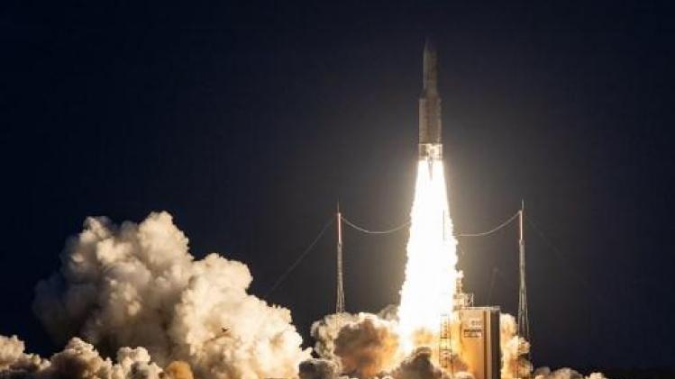 Europese Ariane-5 lanceert succesvol twee telecommunicatiesatellieten