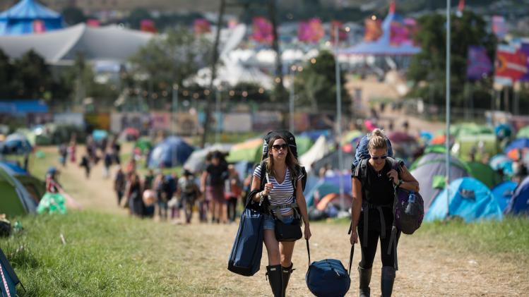 Glastonbury Festival biedt gratis hoteldouches aan
