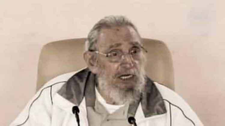 Zeldzaam publiek optreden van Fidel Castro
