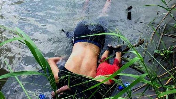 Aangrijpende foto van verdronken vader en zijn dochtertje gaat wereld rond