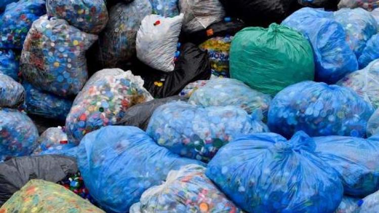 Duitse start-up beweert plastic afval te kunnen omzetten in brandstof