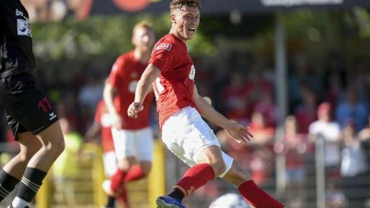 Jupiler Pro League - Standard en Club Brugge winnen vlot bij amateurclubs
