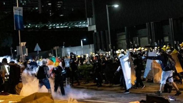Politie Hongkong herovert controle van parlement
