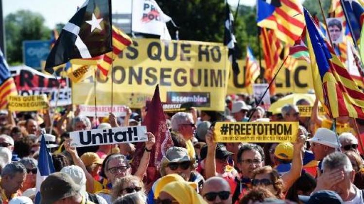 Duizenden Catalanen manifesteren voor Europees Parlement in Straatsburg