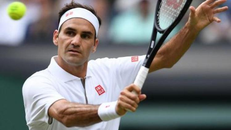 Federer overkomt dipje op Wimbledon