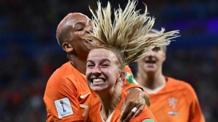 WK vrouwenvoetbal - Nederland plaatst zich na verlengingen tegen Zweden voor eerste WK-finale