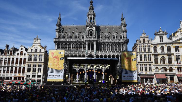 CYCLING TOUR DE FRANCE PREPARATIONS TEAM PRESENTATION