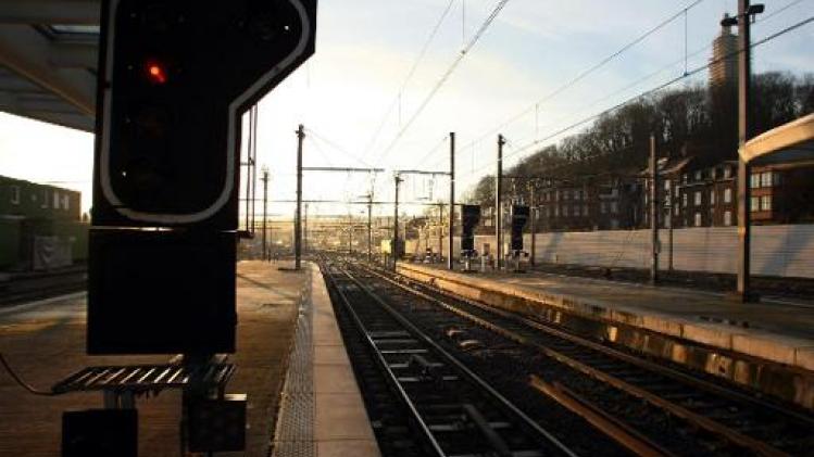Geen treinverkeer richting Brussel na ontsporing nabij station Luik