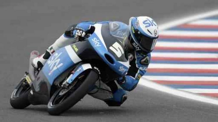 WK snelheid - Italiaan Romano Fenati pakt de bloemen in Moto3