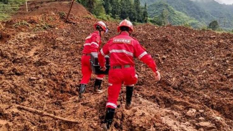 Eindbalans aardverschuiving in China: 42 doden en 9 vermisten
