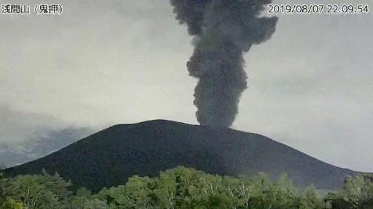 Japan verhoogt alarmniveau na vulkaanuitbarsting