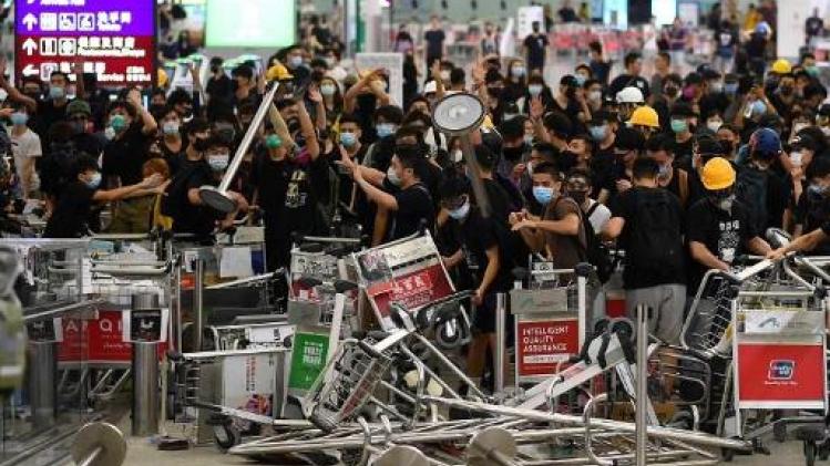 Rust weergekeerd op luchthaven van Hongkong