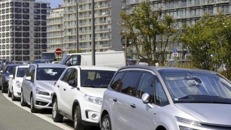 Kustgemeenten drijven gemiddelde prijs van parkeerplaatsen in Vlaanderen omhoog