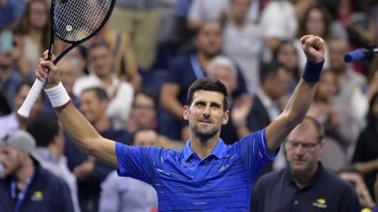 Titelhouder Djokovic stoot door op US Open ondanks pijnlijke schouder