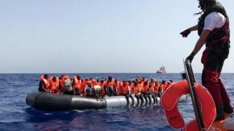 Asiel en migratie - Minstens 500 migranten aangekomen op Lesbos donderdag