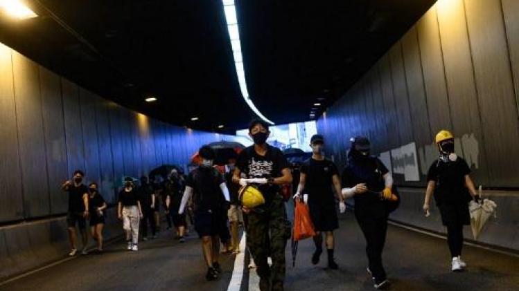 Opnieuw gewelddadige confrontaties tussen politie en betogers in Hongkong