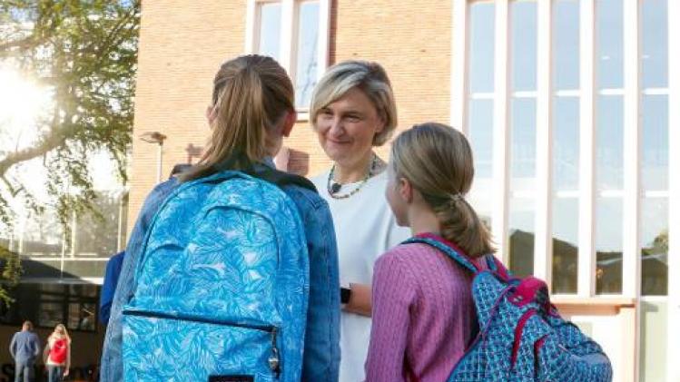 Crevits geeft startschot van het nieuwe schooljaar in Torhout