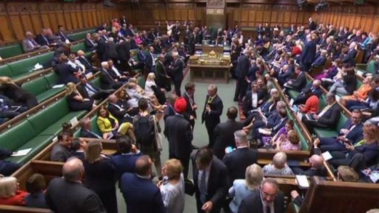 Wetsvoorstel dat 'no deal' tegenhoudt neemt eerste horde in Britse Lagerhuis