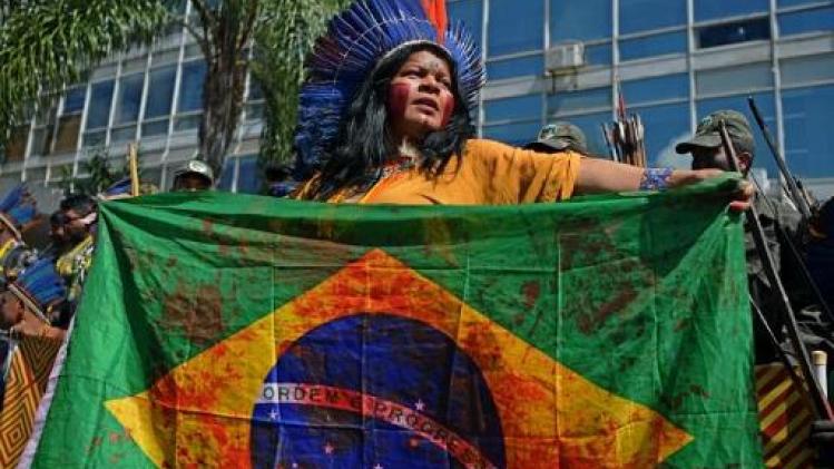 Extinction Rebellion eist bekladding van Braziliaanse ambassade op