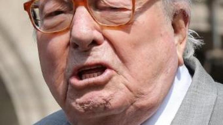 Oud-voorzitter van Front National Jean-Marie Le Pen in staat van beschuldiging gesteld