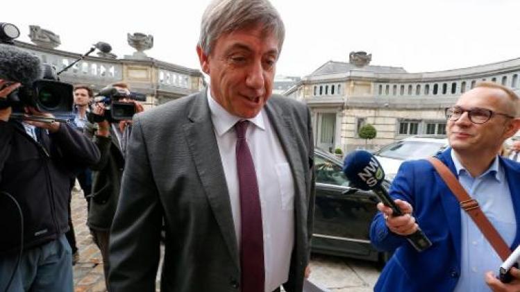 Integrale tekst "tegen de middag" beschikbaar