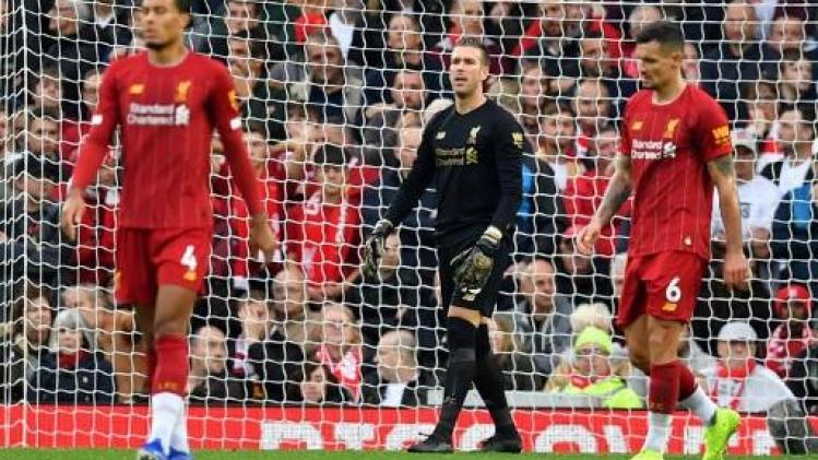 Belgen in het buitenland - Liverpool blijft foutloos dankzij late strafschoptreffer tegen Leicester