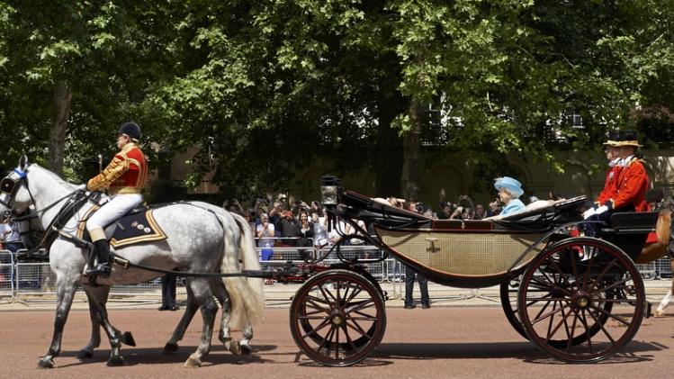 Queen Elizabeth zoekt een nieuwe paardenverzorger