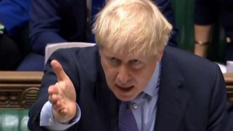 Johnson dreigt met verkiezingen als parlement spoedprocedure verwerpt