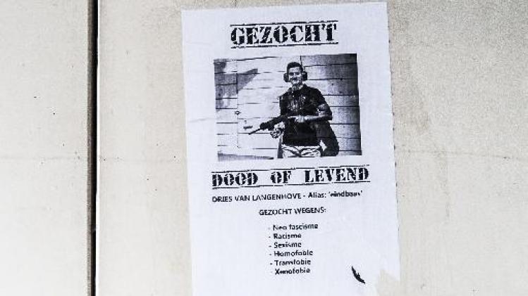 Affiche met doodsbedreigingen: Dries Van Langenhove dient klacht in