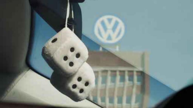 Volkswagen bevriest deel bonussen van directie