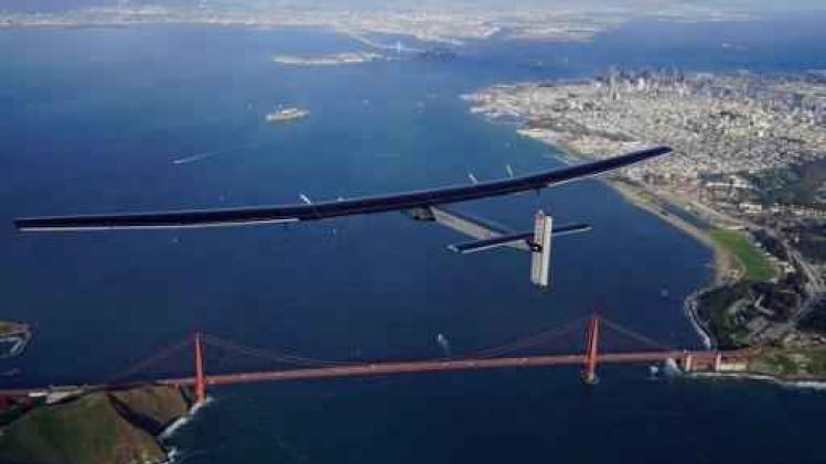 Solar Impulse 2 geland in Californië