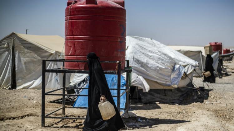 Opnieuw IS-weduwe ontsnapt uit kamp Al-Hol en onderweg naar België