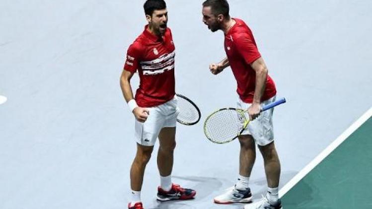 Rusland klopt het Servië van Djokovic en staat in de halve finales Davis Cup