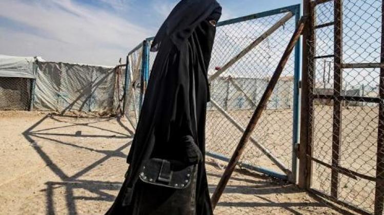 Duitse regering helpt voor het eerst bij terugkeer IS-vrouw uit Syrië