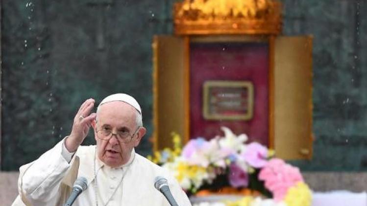 Paus roept in Japan op tot nucleair-vrije wereld