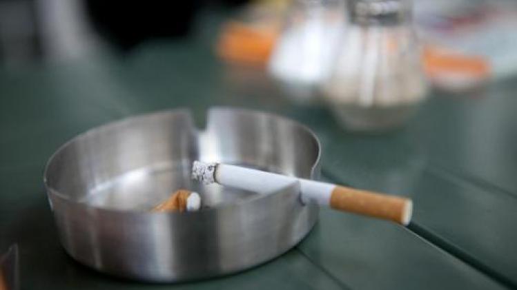 Betrapt op roken in een Brussels café? In 9 op de 10 gevallen zonder gevolg