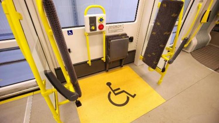 De Lijn gaat reservatieplicht rolstoelgebruikers afschaffen