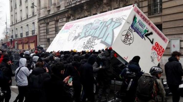 Rellen in Parijs tijdens algemene staking