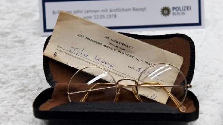 Ronde bril van John Lennon verkocht voor 137.500 pond