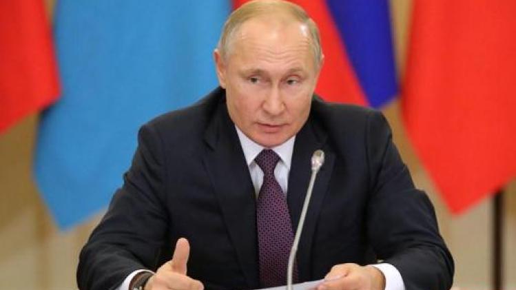 Poetin geeft brug naar geannexeerde Krim vrij voor treinverkeer