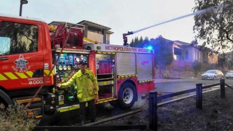Bosbranden Australië - Dodental loopt op tot tien nadat brandweerman omkomt bij vuurtornado