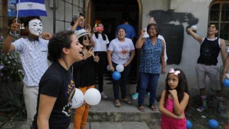 Amaya Coppens klaagt aanhoudende intimidatie aan van Nicaraguaanse regime na vrijlating