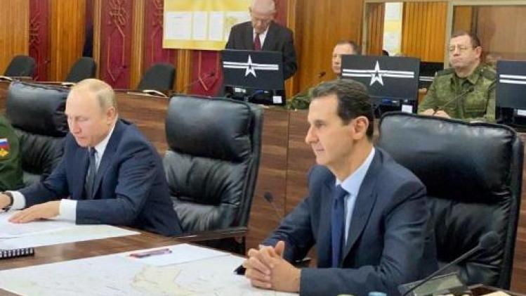 Poetin ontmoet Assad tijdens verrassingsbezoek aan Syrië