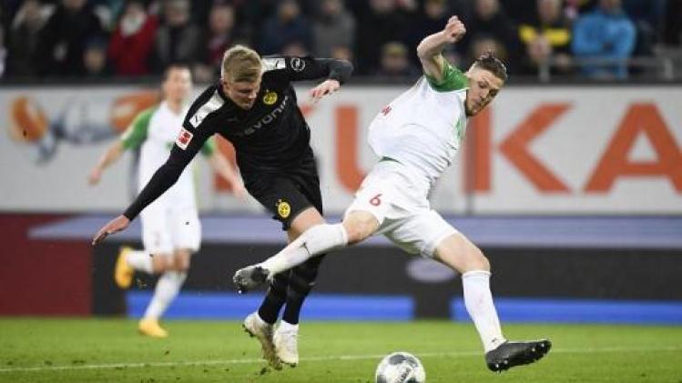 Håland bezorgt Dortmund zege bij zijn debuut met hattrick