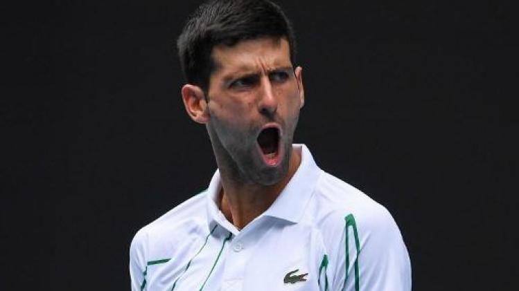 Titelverdedigers Djokovic en Osaka stoten door