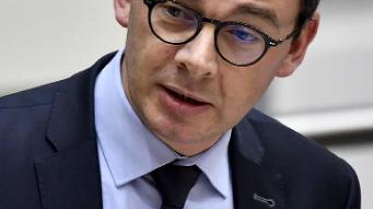 CAW's willen aanbod afbouwen door besparingen